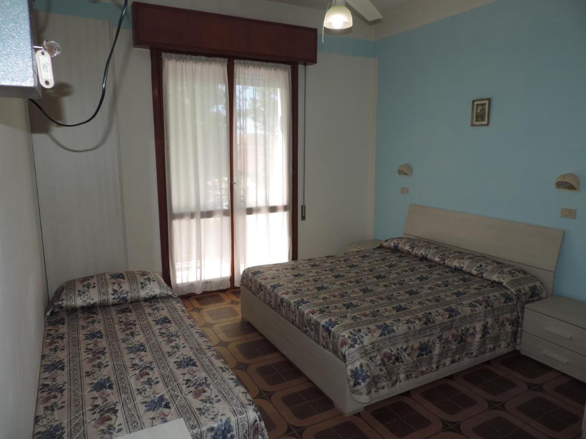 Hotel Liliana Rimini Dış mekan fotoğraf
