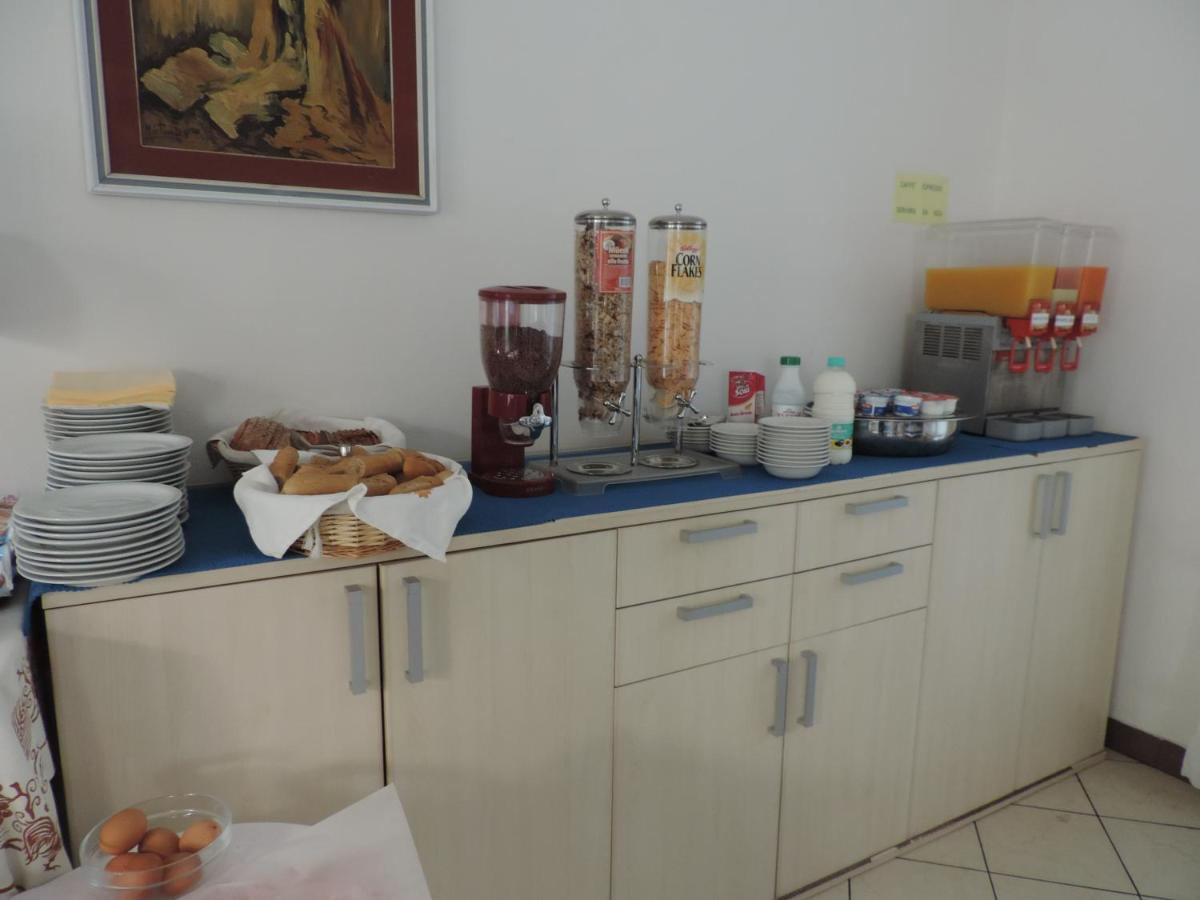 Hotel Liliana Rimini Dış mekan fotoğraf